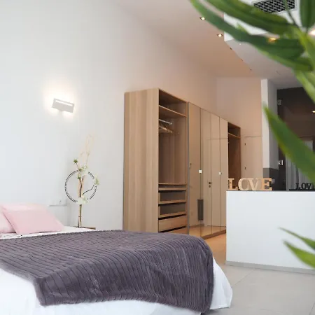 Villa Casa Lou, Architect With Heated Pool At Begur, 470m2