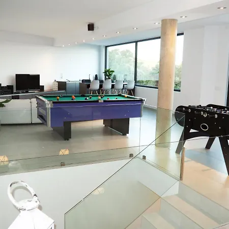 Casa Lou, Architect With Heated Pool At Begur, 470m2 Villa *