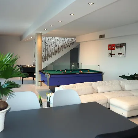 Casa Lou, Architect With Heated Pool At Begur, 470m2