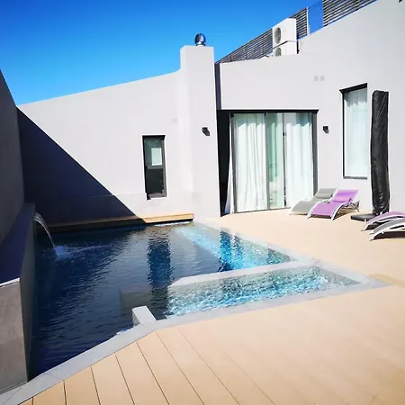 Casa Lou, Architect With Heated Pool At Begur, 470m2 Villa Begur