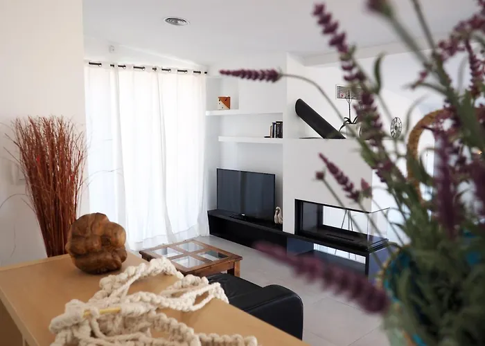 Casa Lou, Architect With Heated Pool At Begur, 470m2 Villa