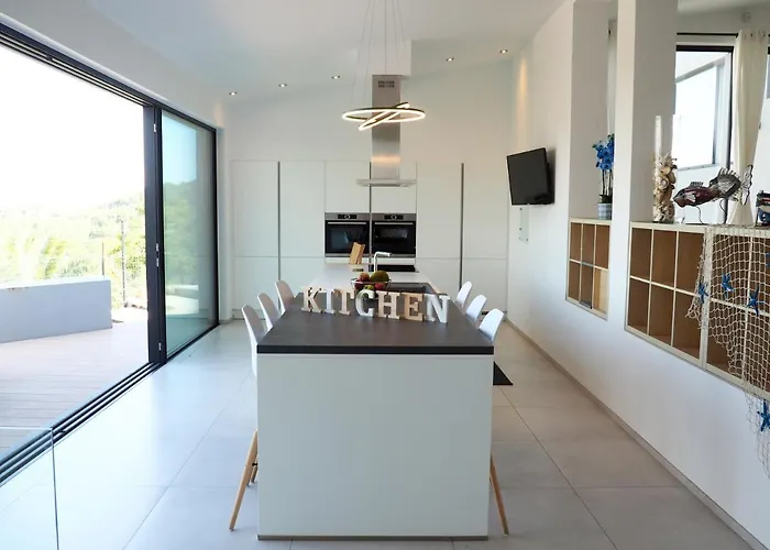 Villa Casa Lou, Architect With Heated Pool At Begur, 470m2 Begur